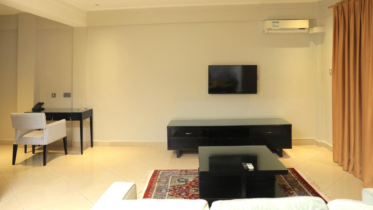 Meilin International Hotel Kampala Zewnętrze zdjęcie
